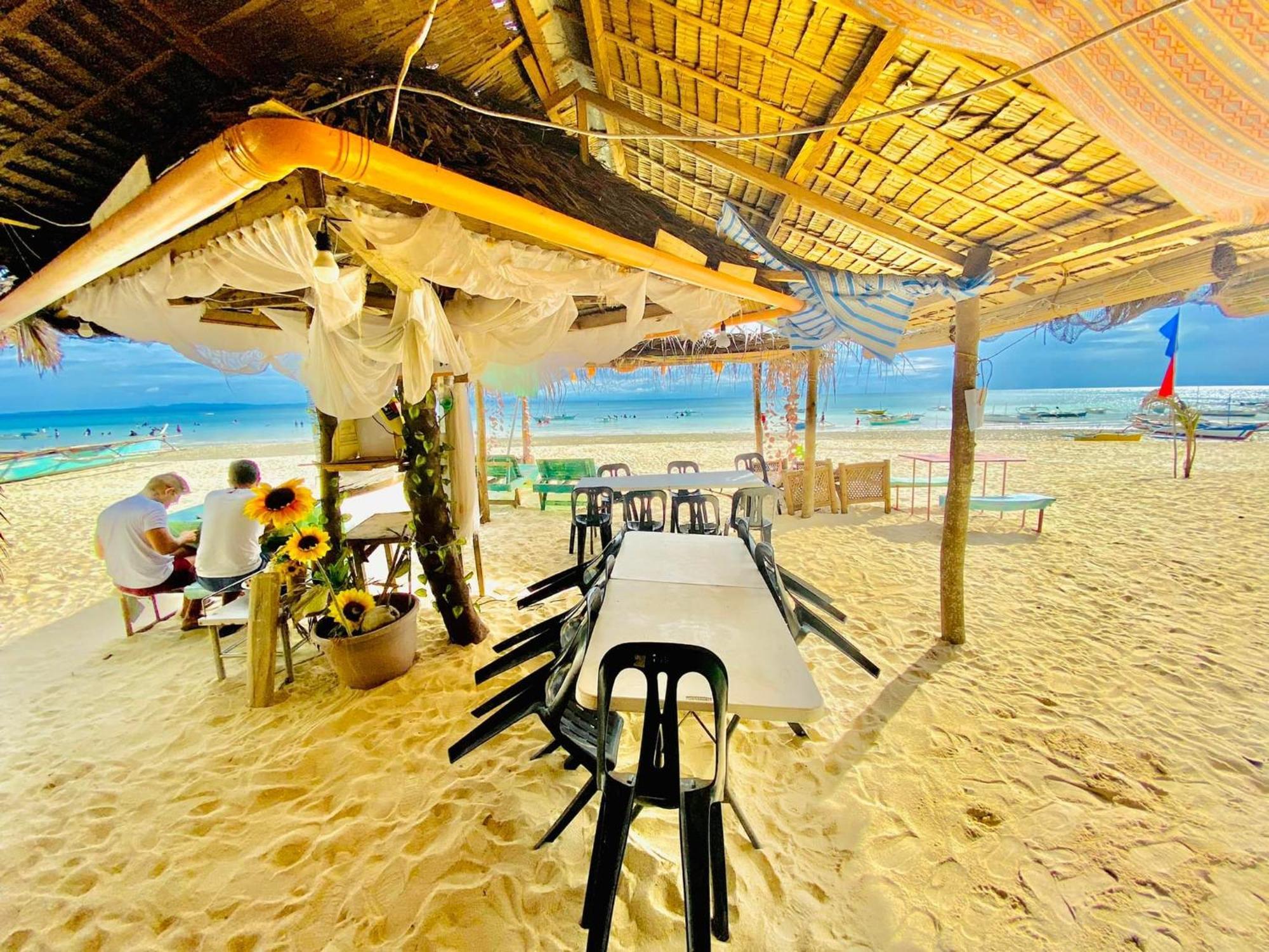 Dohibern Beach Resort Bantayan Buitenkant foto